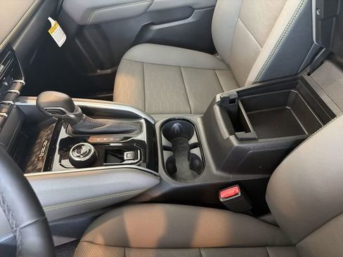 Used 2026 Chevrolet Colorado ZR2 AWD/4WD image 23