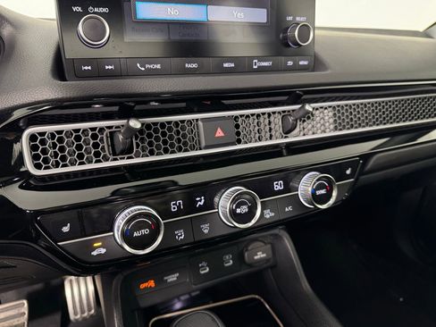 Used 2025 Honda Civic Sport Touring image 17