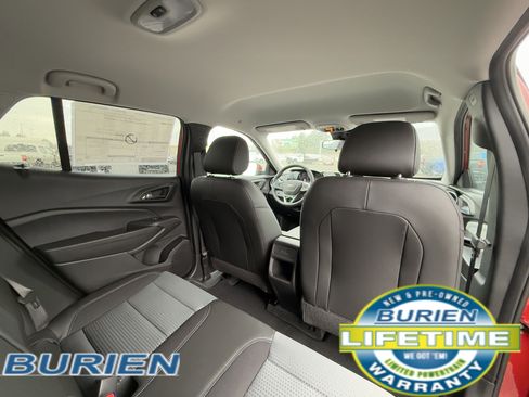 New 2026 Chevrolet Trax LT w/ Driver Confidence Package image 26