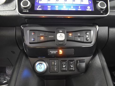 Certified 2024 Nissan Leaf SV Plus FWD image 18