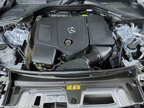 New 2025 Mercedes-Benz GLC 300 4MATIC image 29