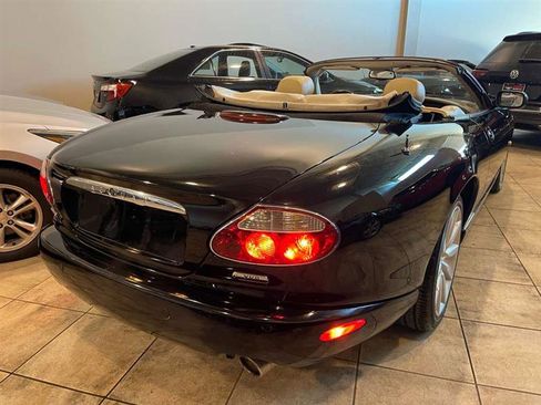 Used 2006 Jaguar XK8 Convertible image 52