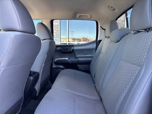Used 2022 Toyota Tacoma SR5 w/ Technology Package image 22