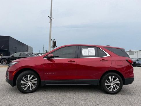 Used 2024 Chevrolet Equinox LT FWD image 8