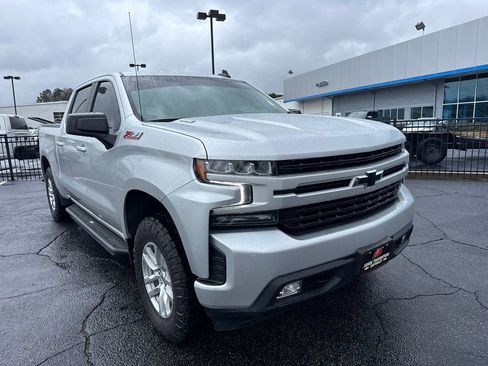 Used 2021 Chevrolet Silverado 1500 RST image 4