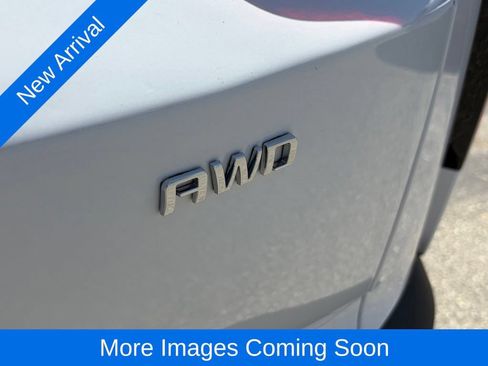 Used 2024 Chevrolet Blazer EV LT AWD/4WD image 10