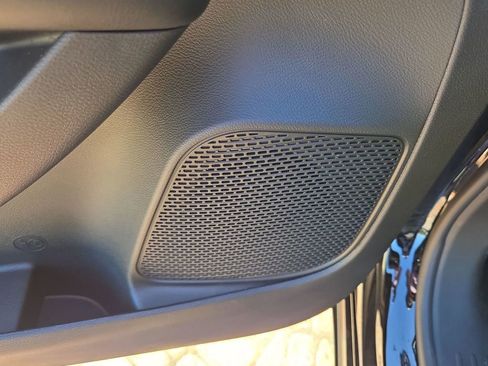 New 2026 Chrysler Pacifica Select image 14