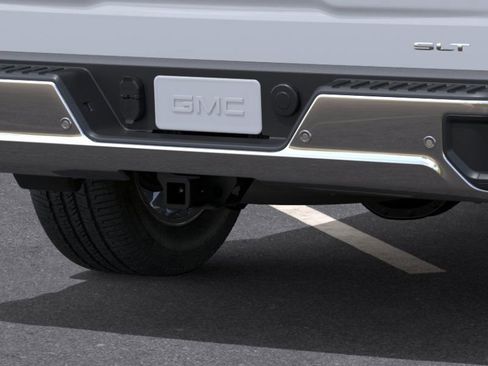 New 2026 GMC Sierra 1500 SLT image 14