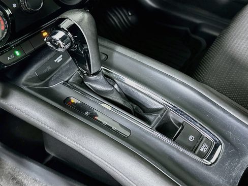 Used 2022 Honda HR-V Sport image 23