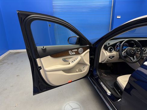Used 2020 Mercedes-Benz C 300 4MATIC Sedan image 10