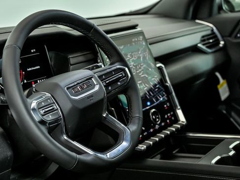 New 2026 GMC Acadia Elevation image 10