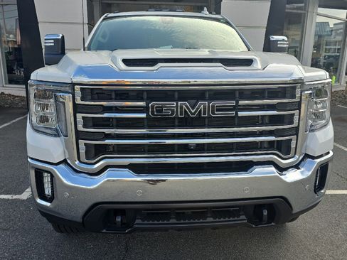 Used 2022 GMC Sierra 2500 SLT w/ SLT Premium Package AWD/4WD image 2