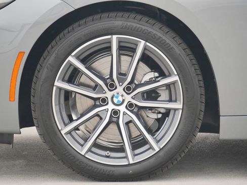 Used 2025 BMW 230i Coupe w/ Convenience Package RWD image 5
