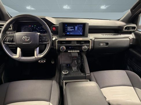 Used 2025 Toyota Tacoma TRD Sport RWD image 14