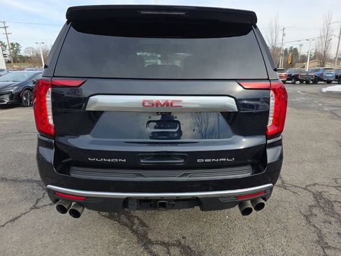Used 2021 GMC Yukon Denali w/ Denali Premium Package image 5