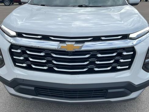 Certified 2026 Chevrolet Equinox LT FWD image 11
