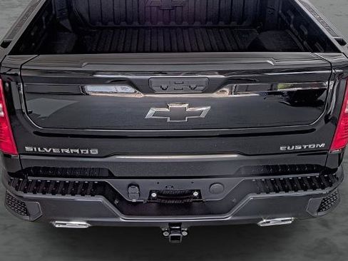 New 2026 Chevrolet Silverado 1500 Custom Trail Boss AWD/4WD image 12