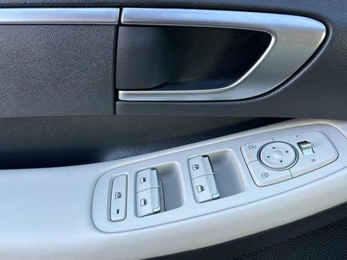 Certified 2026 Hyundai Sonata SE FWD image 11