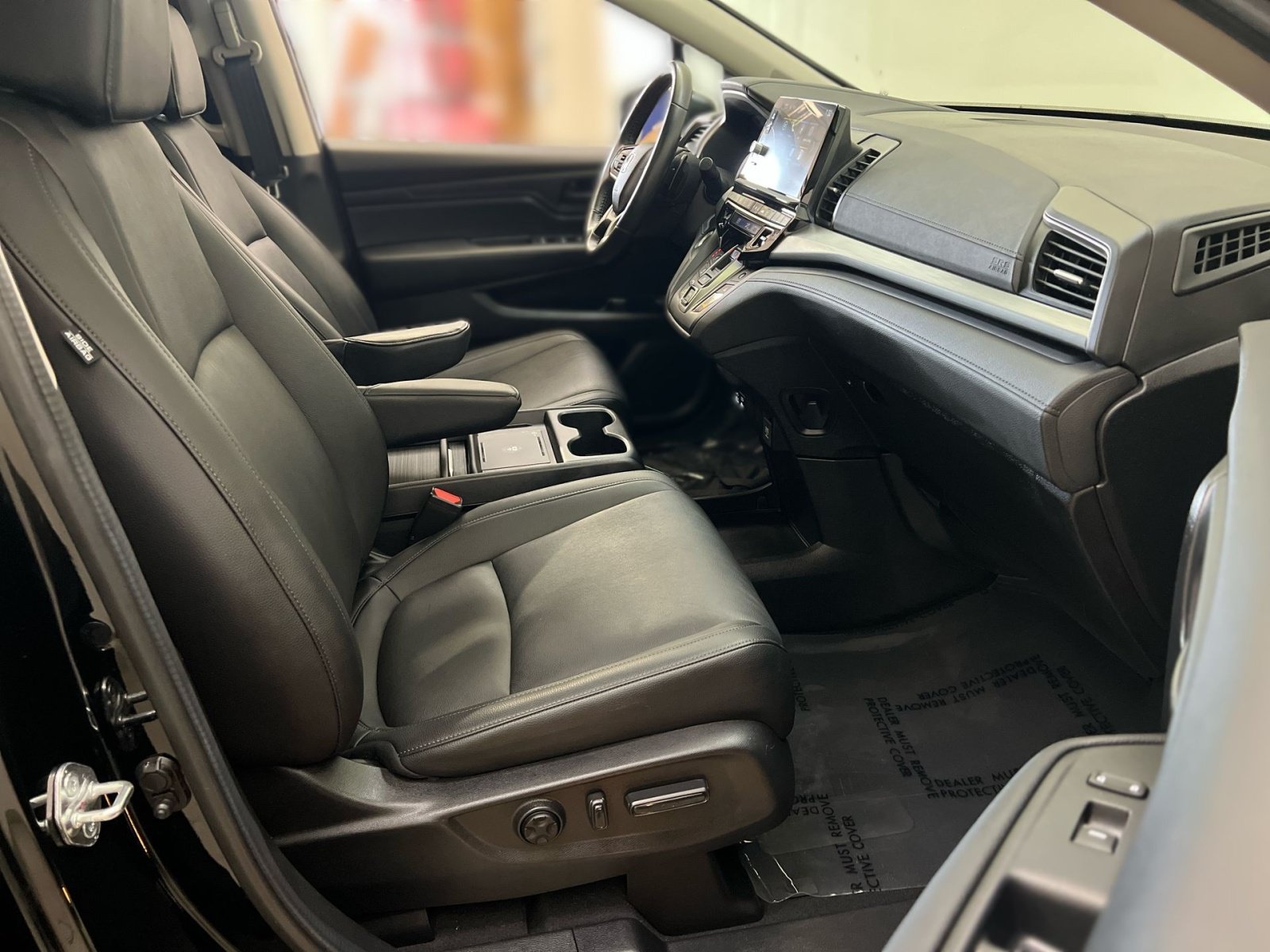 Used 2025 Honda Odyssey EX-L image 27