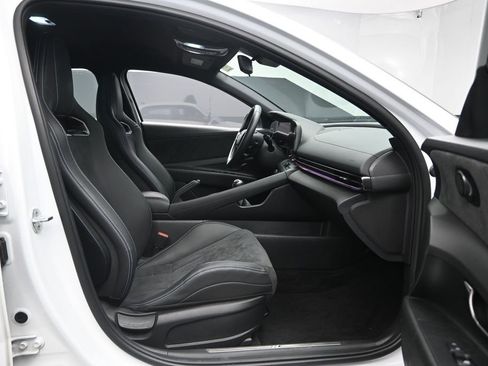 Used 2022 Hyundai Elantra N FWD image 30