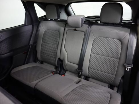 Used 2020 Ford Escape SE image 29