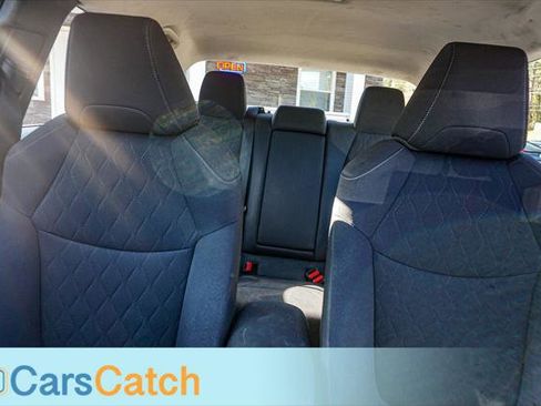 Used 2020 Toyota Corolla LE image 19