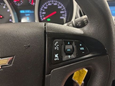 Used 2014 Chevrolet Equinox LS AWD/4WD image 16
