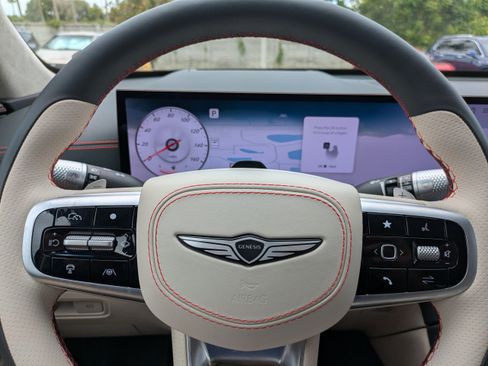 Used 2025 Genesis GV80 3.5T e-SC AWD/4WD image 30