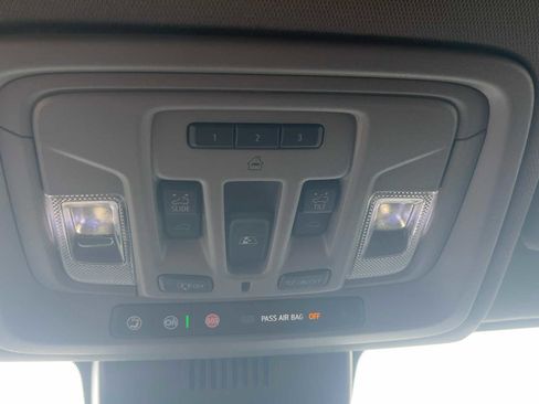 Used 2024 GMC Sierra 1500 Denali AWD/4WD image 27