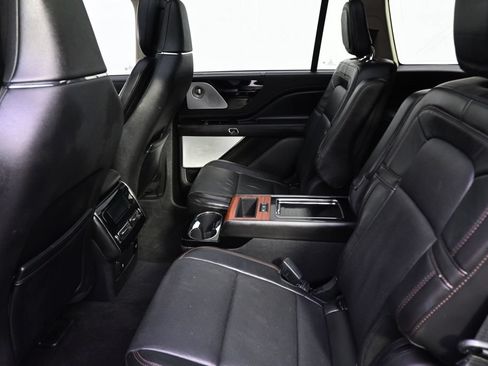 Used 2020 Lincoln Aviator Reserve w/ Equipment Group 202A AWD/4WD image 20