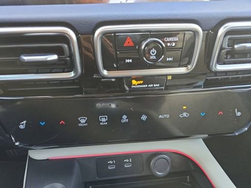 New 2026 Nissan Sentra SL image 4