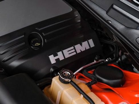 Used 2009 Dodge Challenger R/T image 5