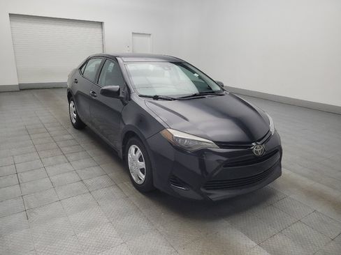 Used 2018 Toyota Corolla LE FWD image 13