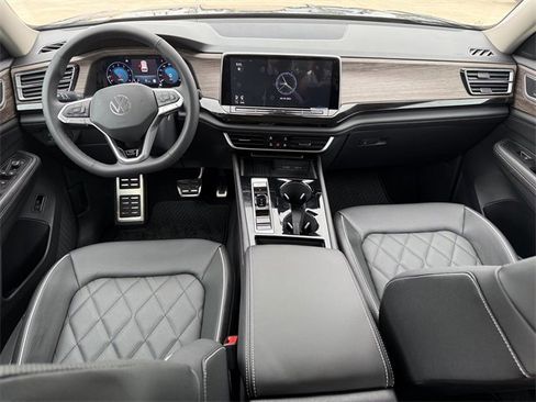 New 2025 Volkswagen Atlas SEL Premium R-Line image 21