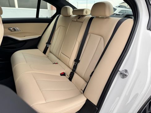 Used 2023 BMW 330i xDrive Sedan w/ Premium Package image 34