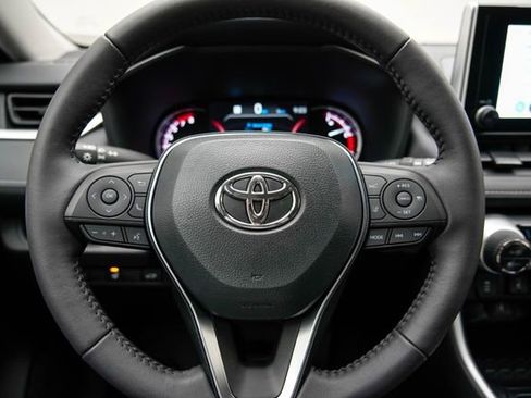 Used 2025 Toyota RAV4 XLE w/ Convenience Package image 3