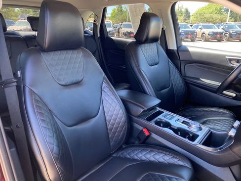 Used 2023 Ford Edge Titanium AWD/4WD image 9