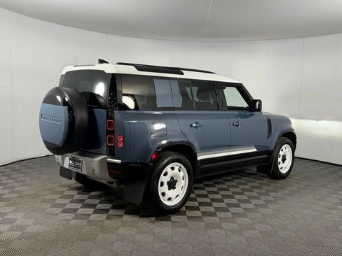 Used 2025 Land Rover Defender 110 S AWD/4WD image 7