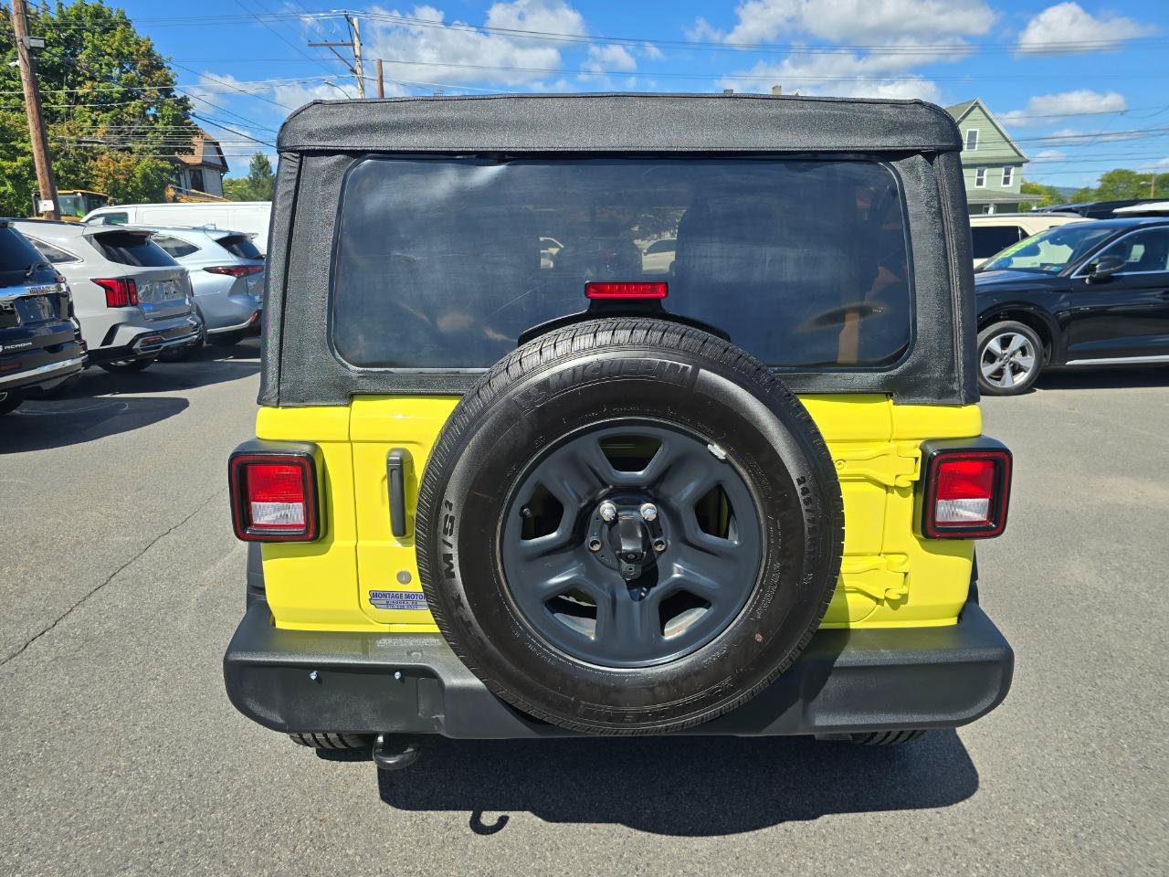 Used 2023 Jeep Wrangler Sport AWD/4WD image 17