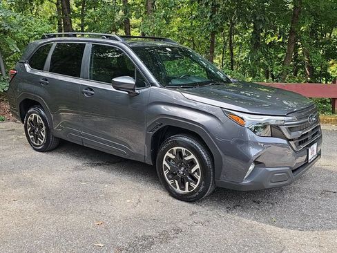 Certified 2026 Subaru Forester Premium AWD/4WD image 1