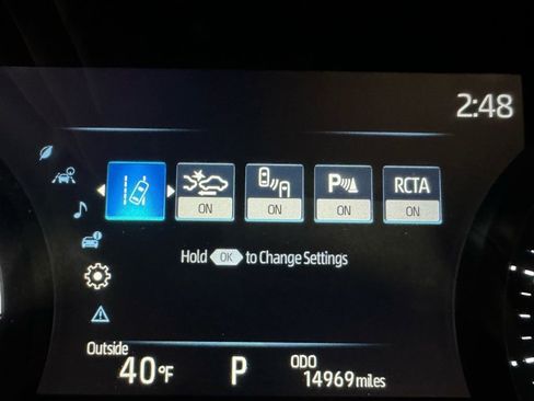 Used 2025 Toyota Sienna XLE image 24