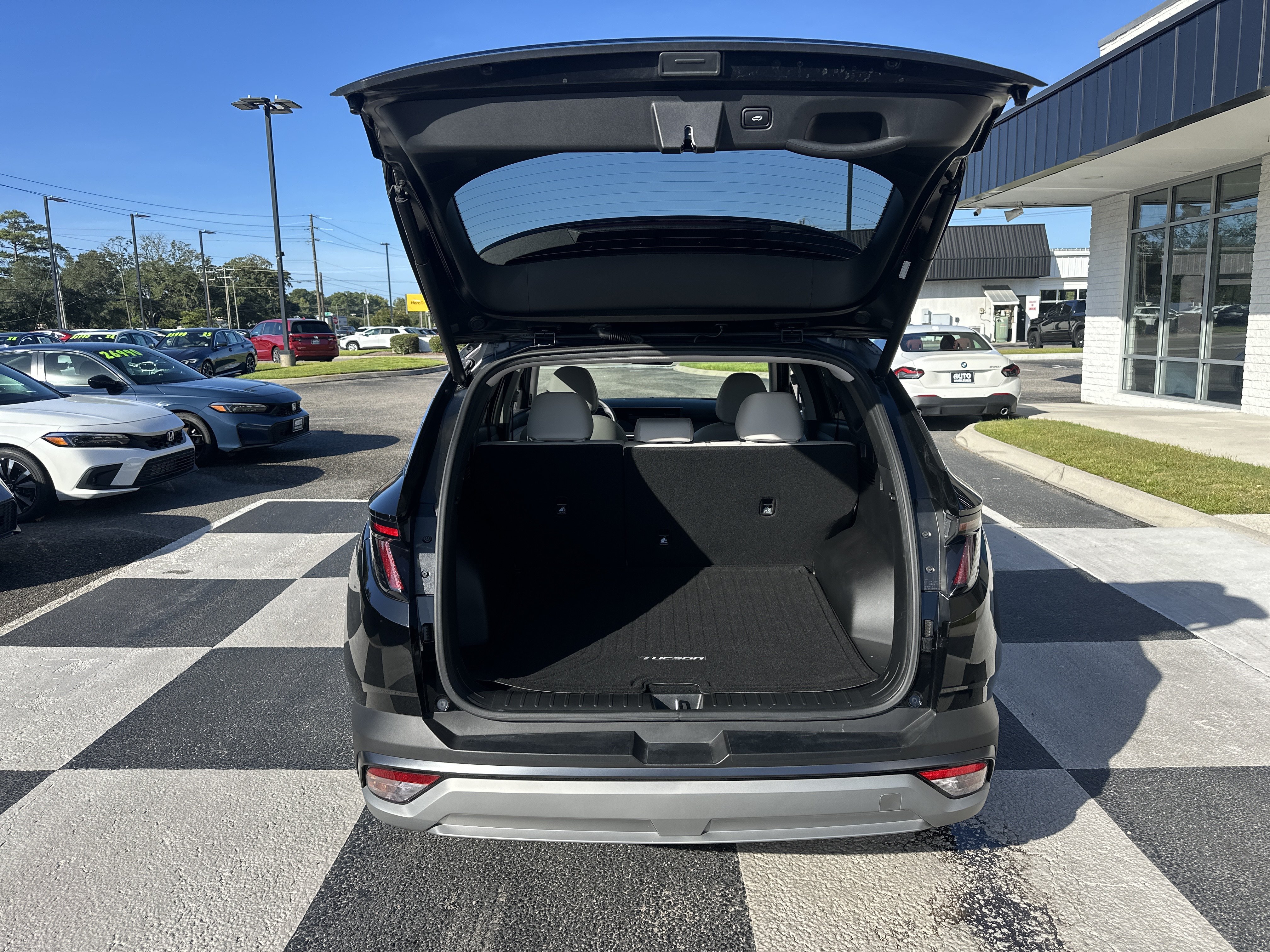 Used 2025 Hyundai Tucson SEL FWD image 5