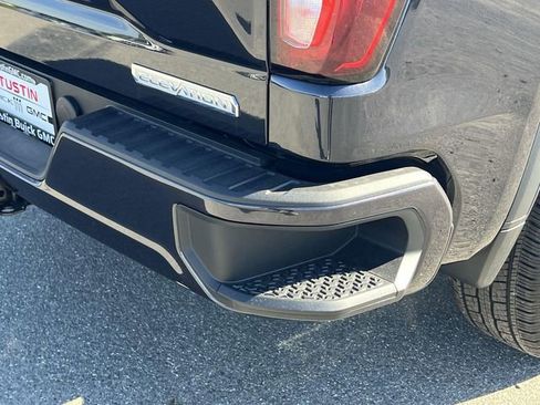 New 2026 GMC Sierra 1500 Elevation image 30