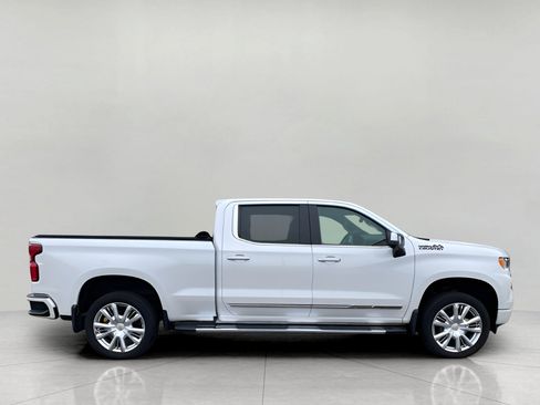 Used 2022 Chevrolet Silverado 1500 High Country image 4