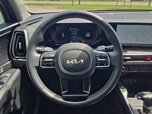 Used 2025 Kia Sorento EX FWD image 7