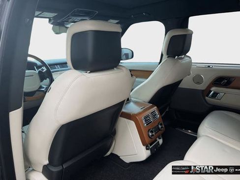 Used 2021 Land Rover Range Rover P525 Westminster Edition LWB AWD/4WD image 21