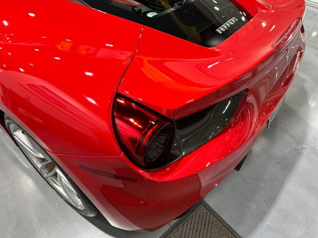 Used 2016 Ferrari 488 GTB RWD image 32