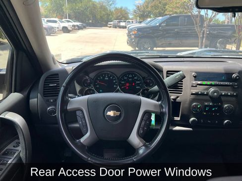 Used 2011 Chevrolet Silverado 1500 LT w/ Texas Edition RWD image 13