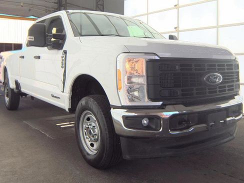 Used 2023 Ford F350 XL w/ XL Chrome Package image 2