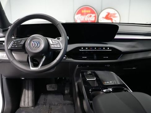 New 2026 Buick Enclave Preferred AWD/4WD image 2